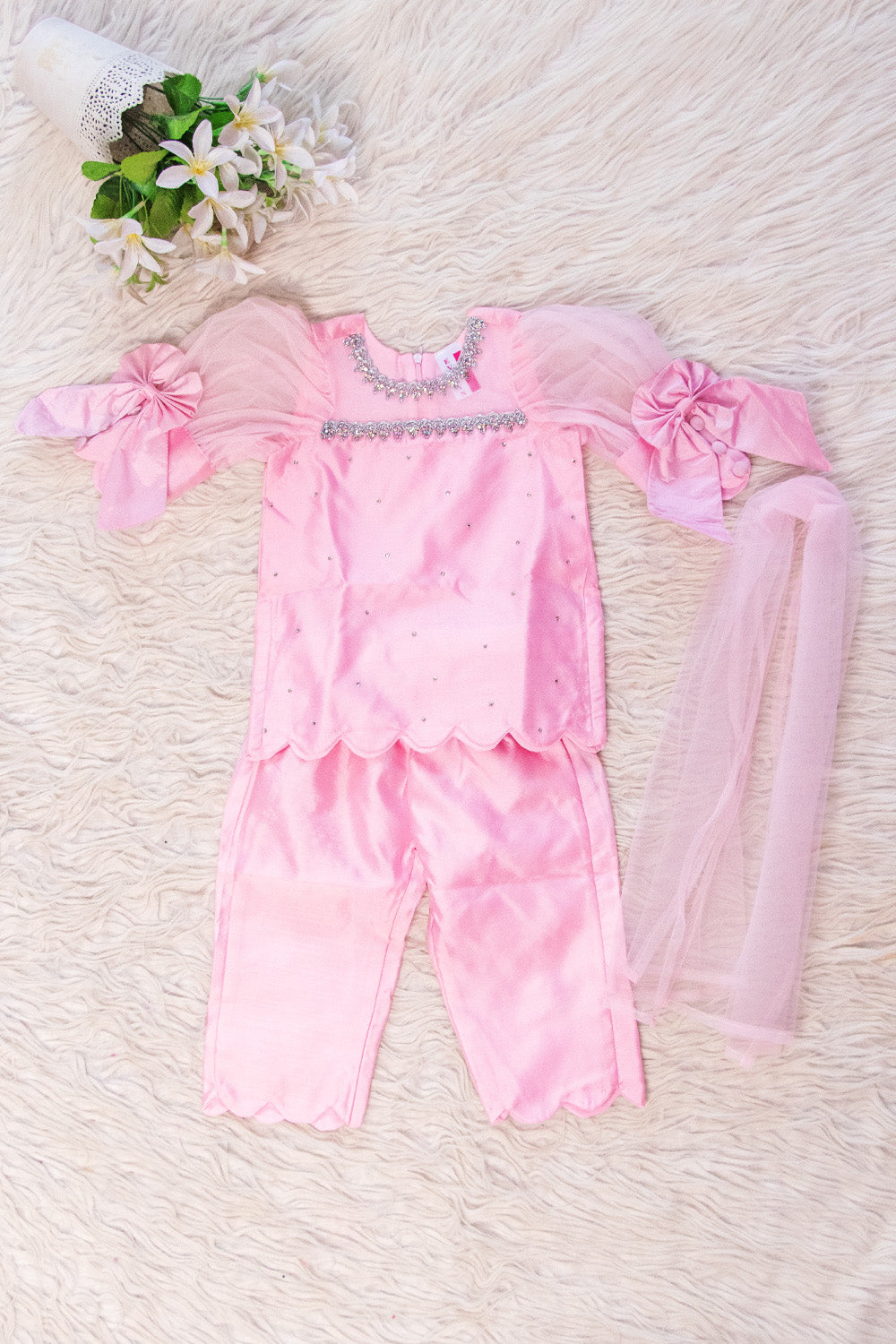 Baby Pink Fancy Kurta Set with Scalloped Hem